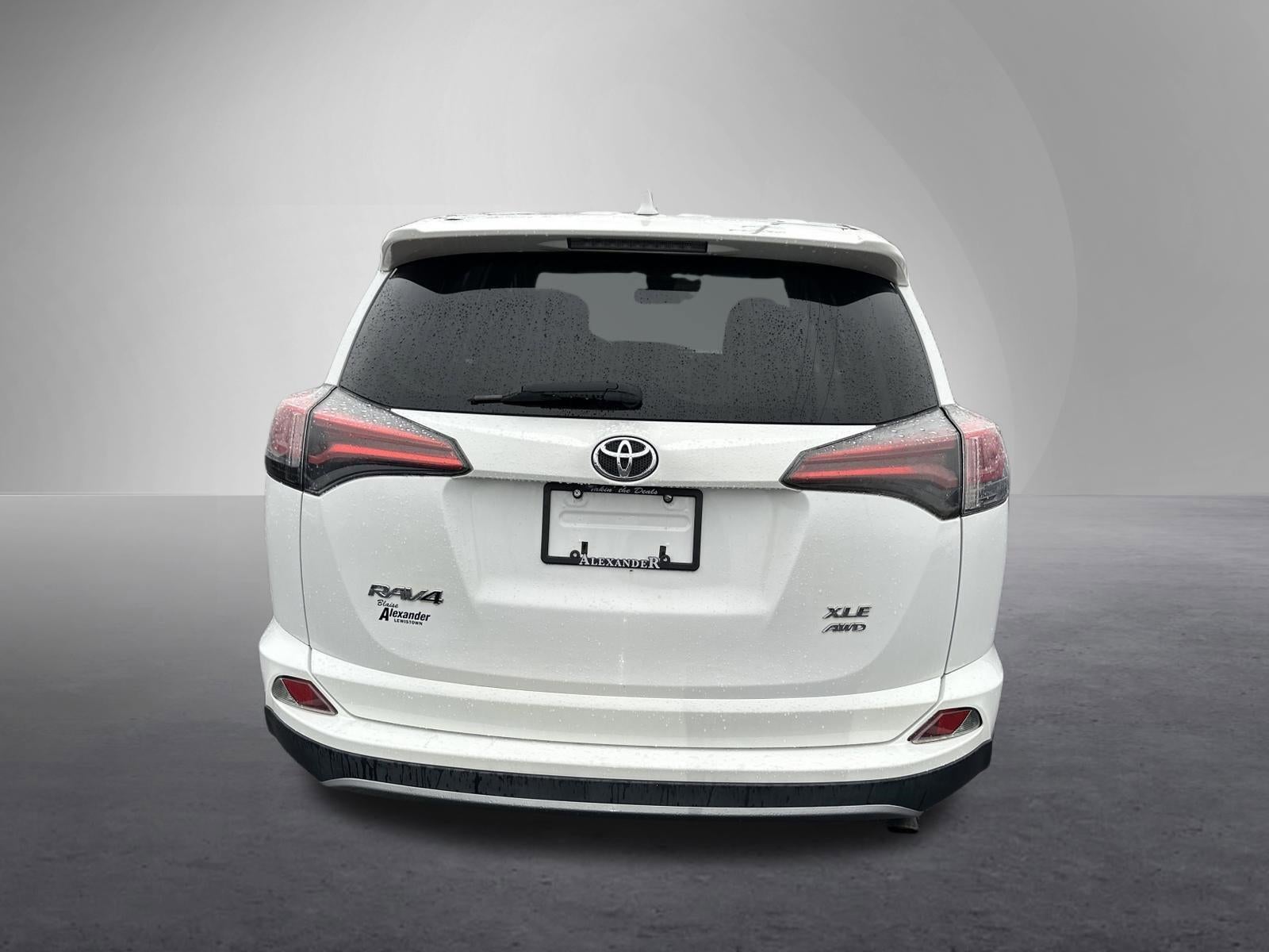 2018 Toyota RAV4 XLE AWD (Natl)