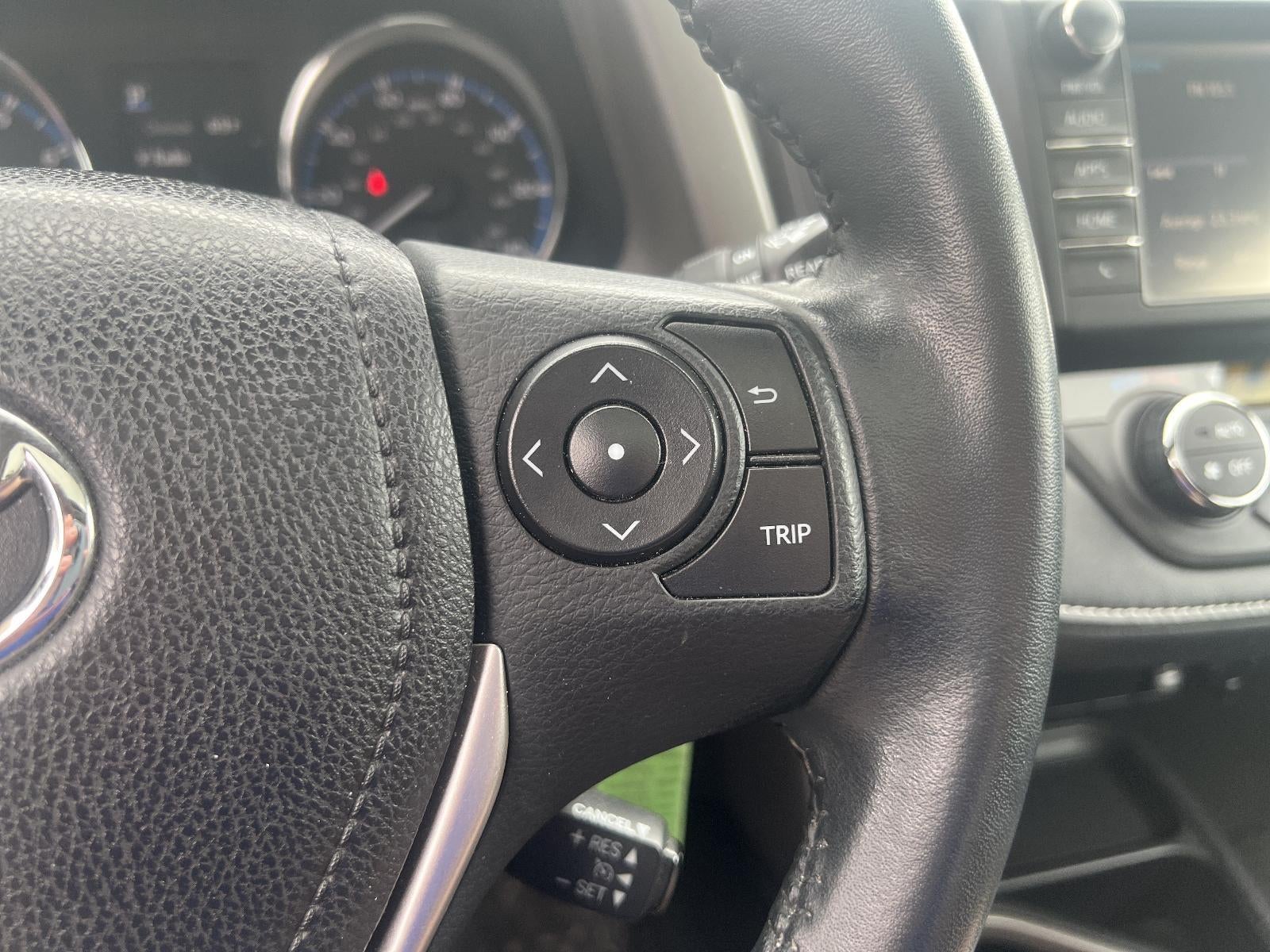 2016 Toyota RAV4 AWD 4dr XLE (Natl)