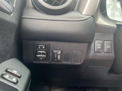 2016 Toyota RAV4 AWD 4dr XLE (Natl)