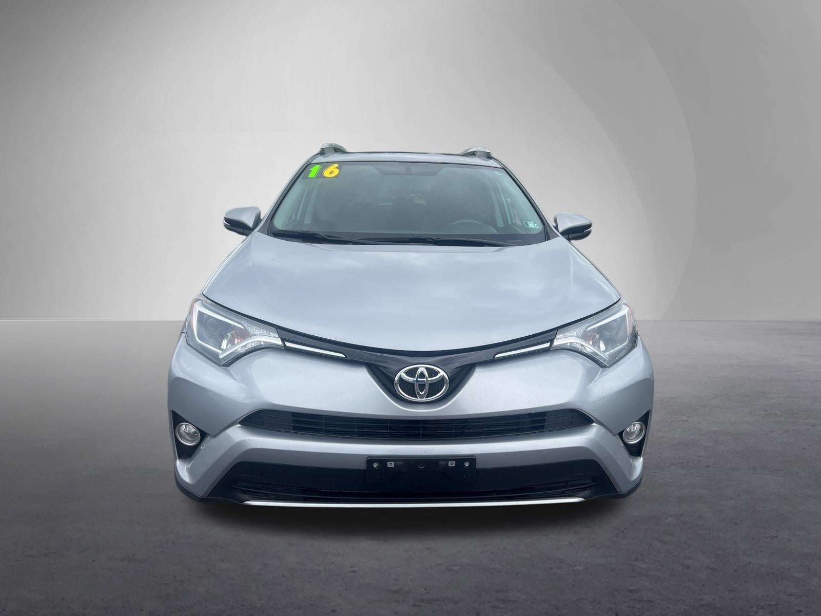 2016 Toyota RAV4 AWD 4dr XLE (Natl)