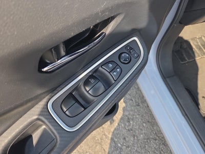 2024 Nissan Versa SR CVT
