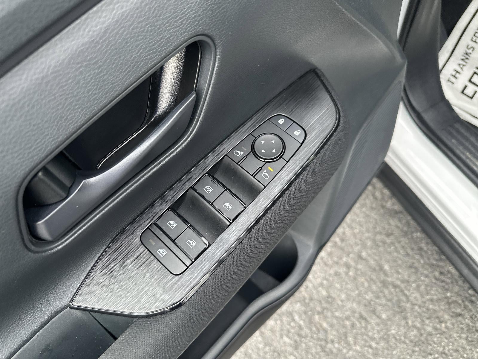 2025 Nissan Kicks S AWD