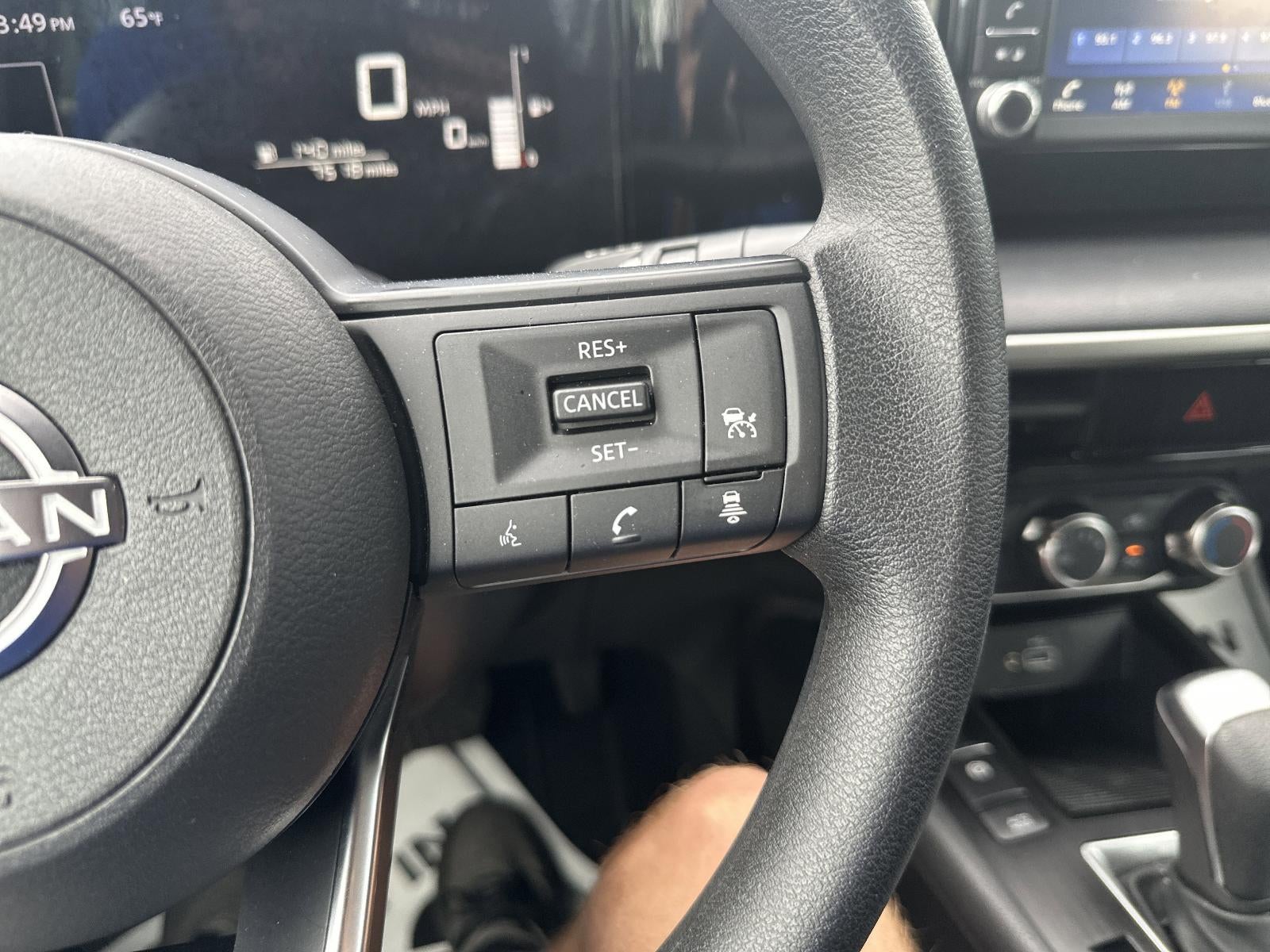 2025 Nissan Kicks S AWD