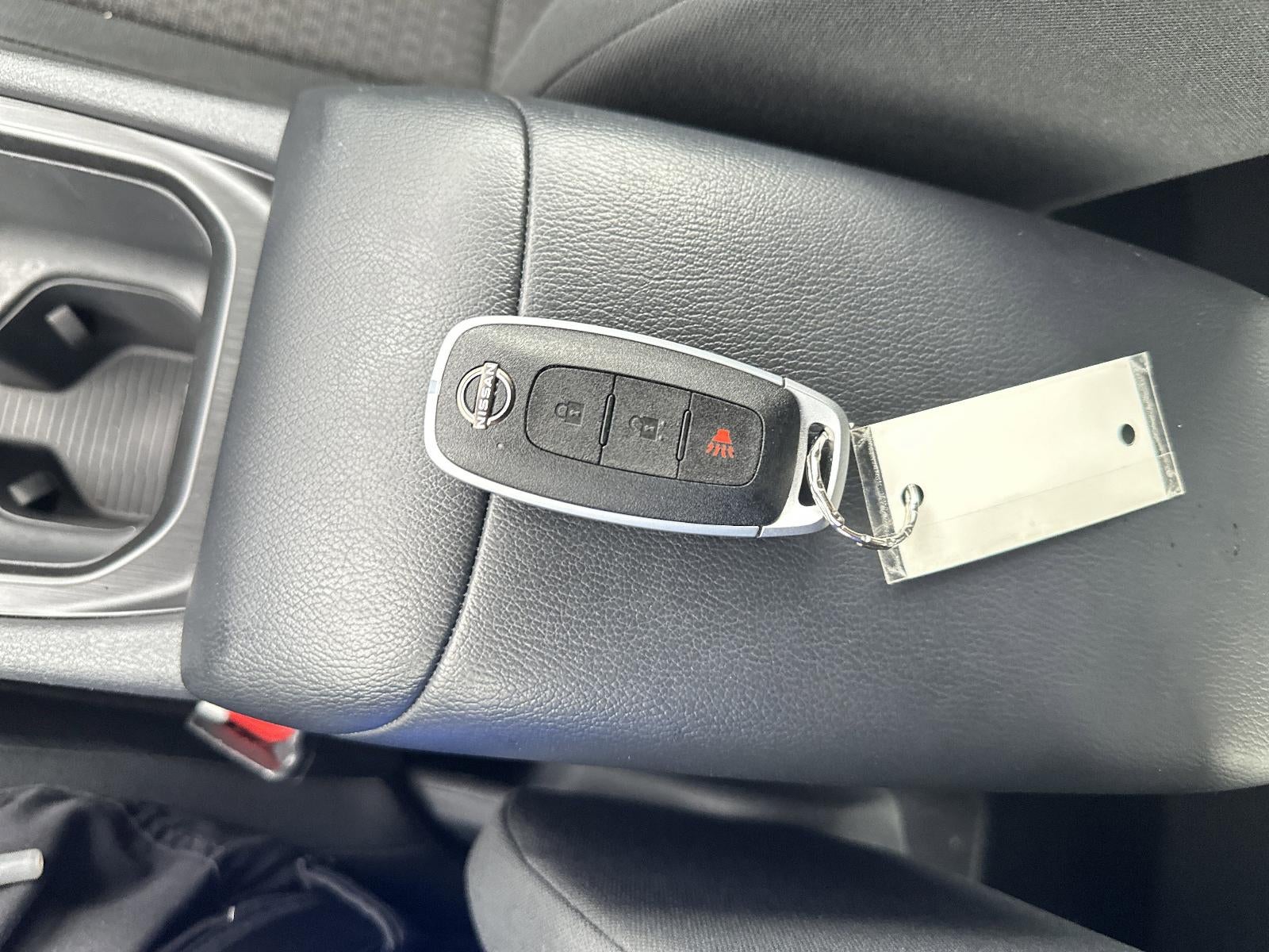 2025 Nissan Kicks S AWD