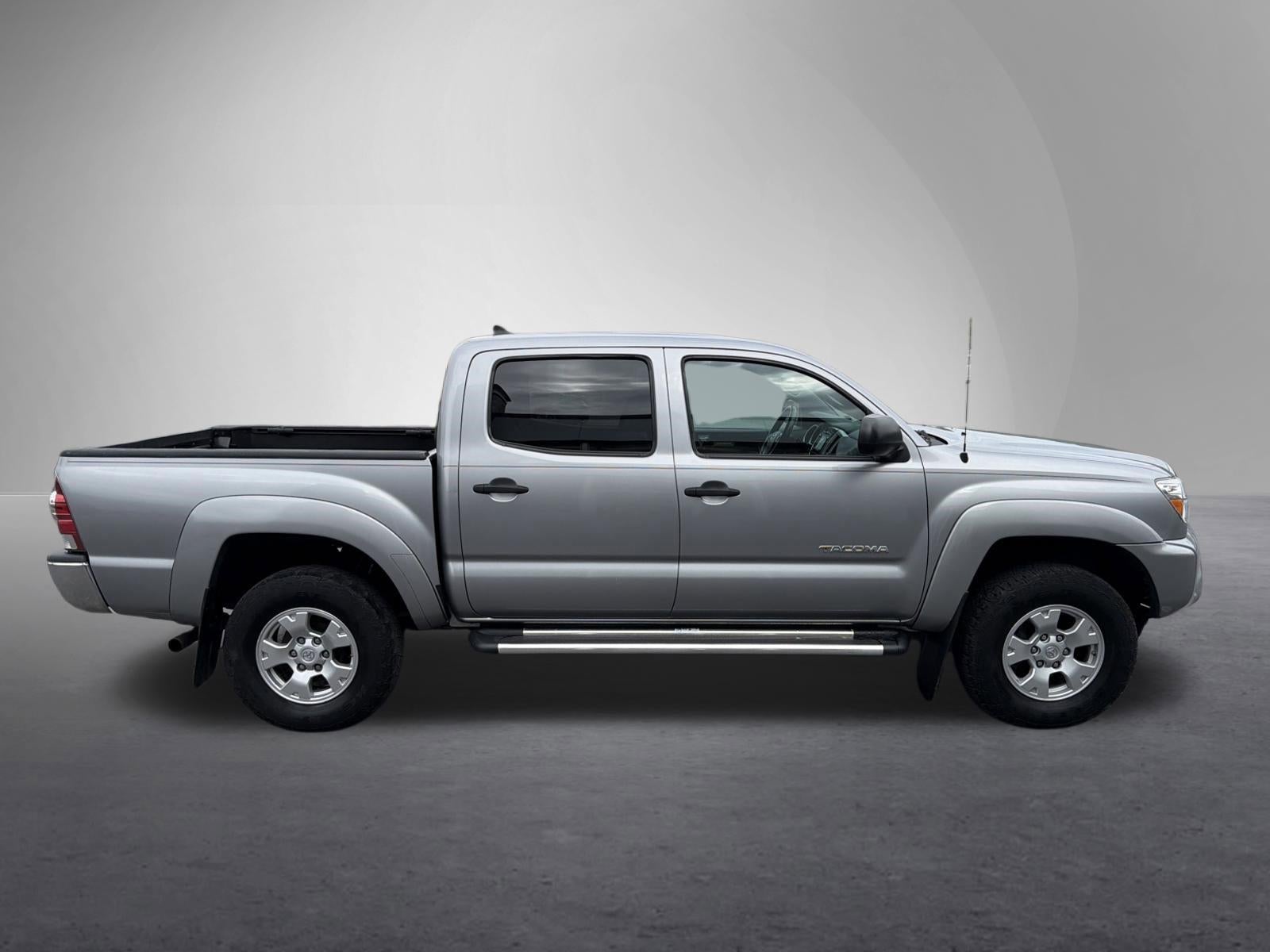 2015 Toyota Tacoma 4WD Double Cab Short Bed V6 Automatic (Natl)