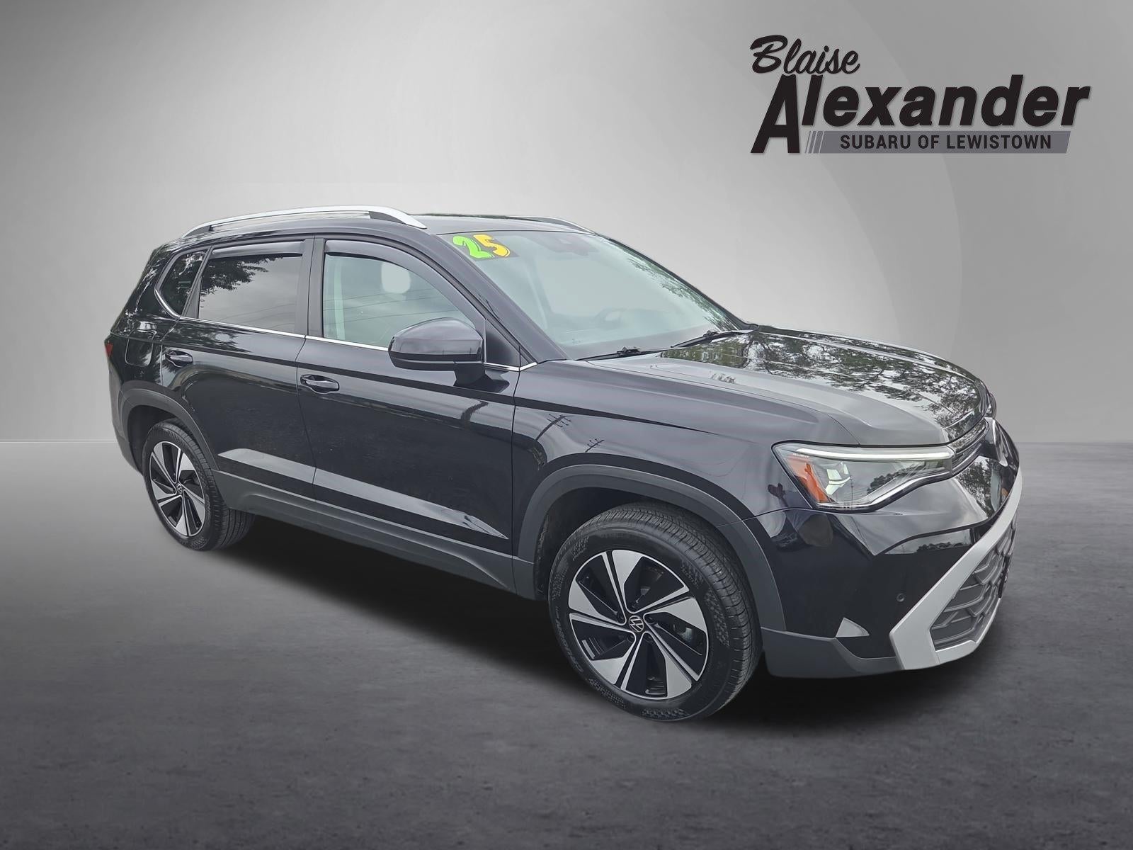 2025 Volkswagen Taos SE 4MOTION