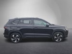 2025 Volkswagen Taos SE 4MOTION