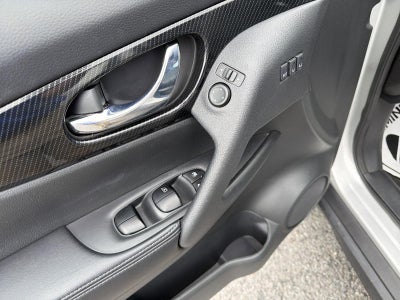2017 Nissan Rogue AWD SL