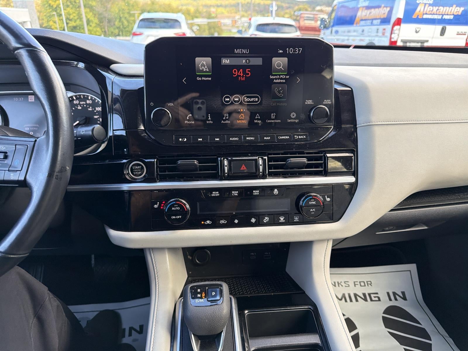 2022 Nissan Pathfinder SL 4WD