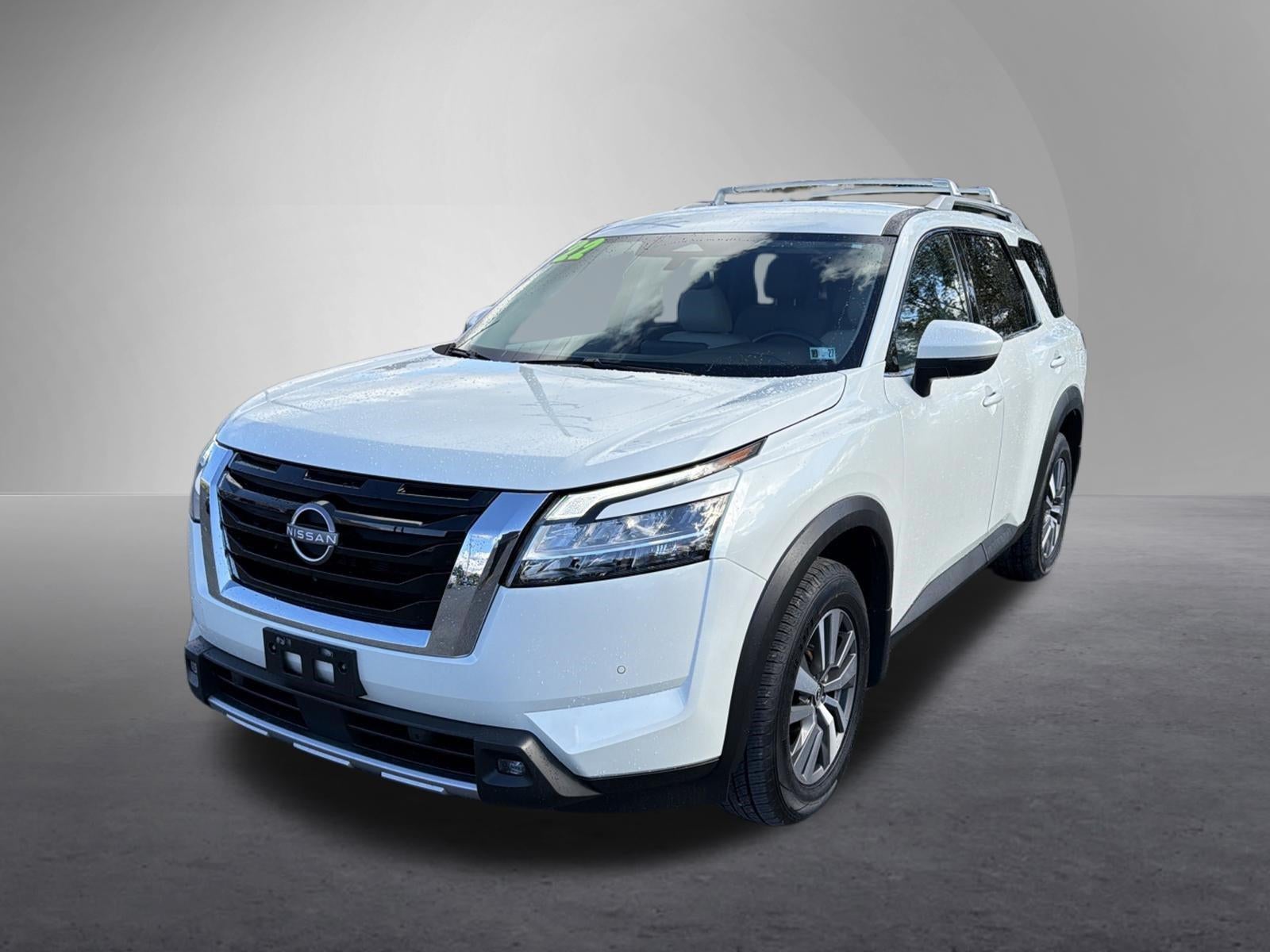 2022 Nissan Pathfinder SL 4WD