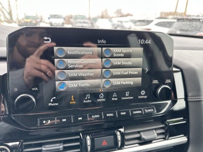 2024 Nissan Pathfinder Platinum 4WD