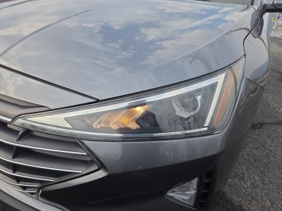 2019 Hyundai ELANTRA SEL Auto