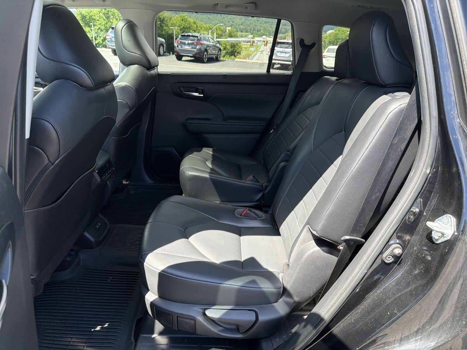 2021 Toyota Highlander XLE AWD (Natl)