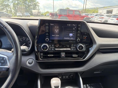 2021 Toyota Highlander XLE AWD (Natl)