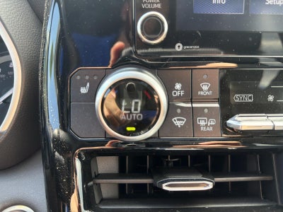 2021 Toyota Highlander XLE AWD (Natl)