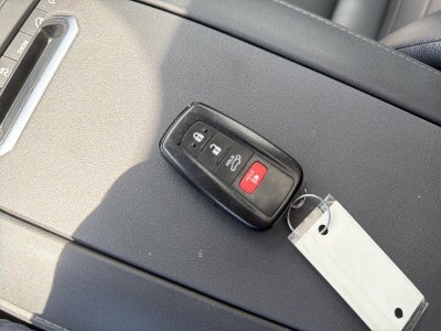 2021 Toyota Highlander XLE AWD (Natl)