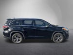 2016 Toyota Highlander AWD 4dr V6 XLE (Natl)