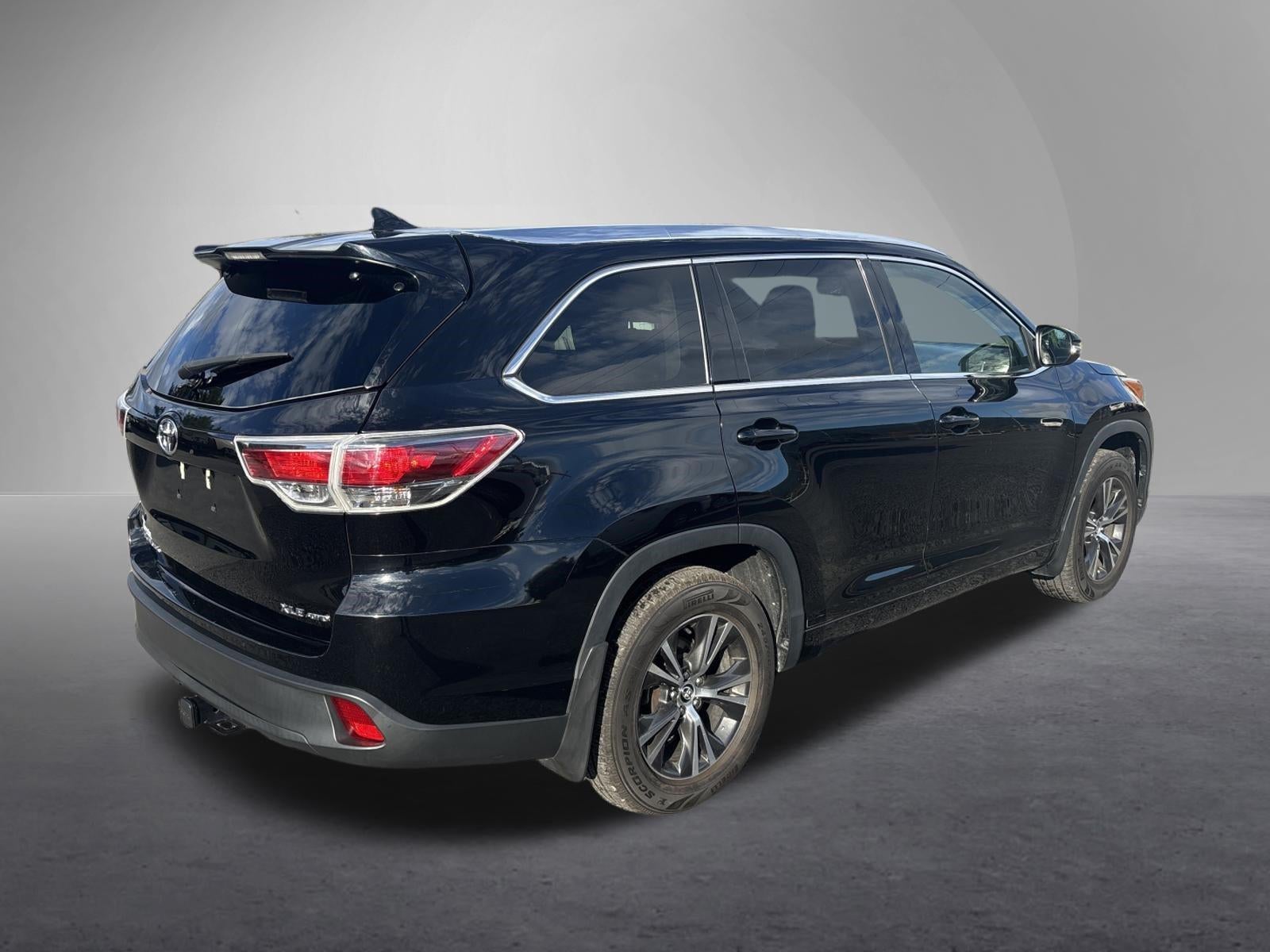 2016 Toyota Highlander AWD 4dr V6 XLE (Natl)