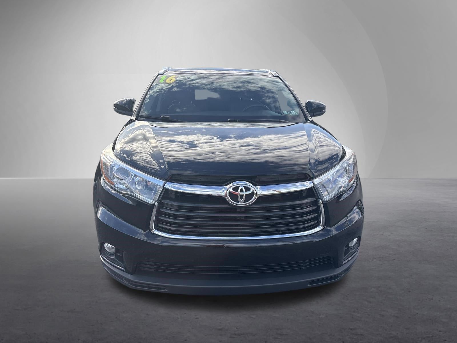 2016 Toyota Highlander AWD 4dr V6 XLE (Natl)