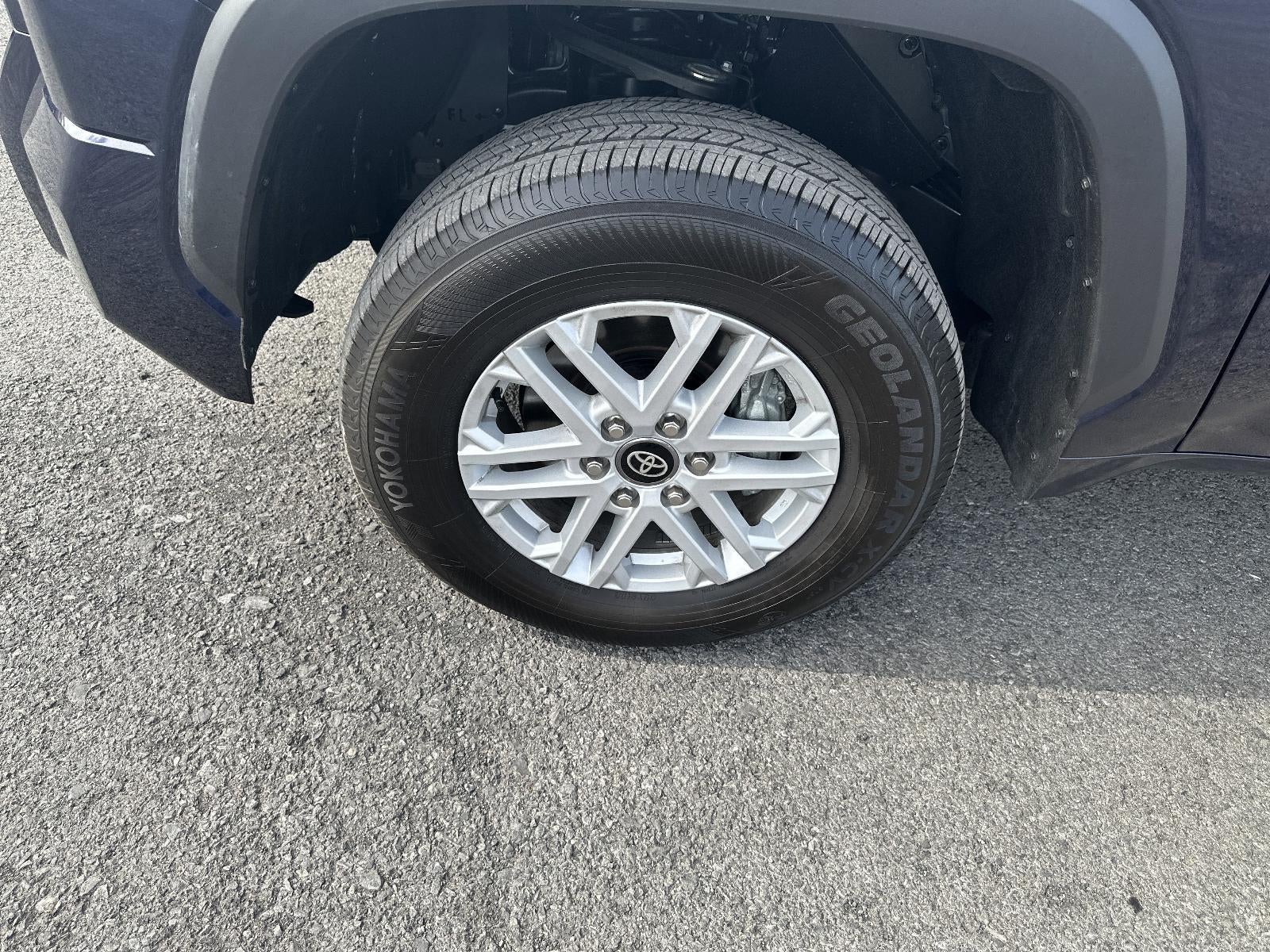 2025 Toyota Tundra 4WD 4WD SR5 CrewMax 5.5' Bed (SE)