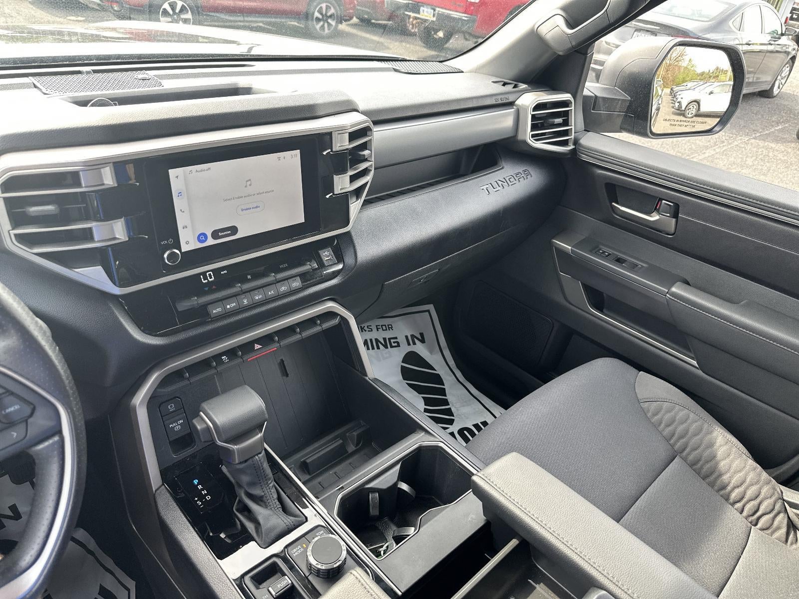 2025 Toyota Tundra 4WD 4WD SR5 CrewMax 5.5' Bed (SE)