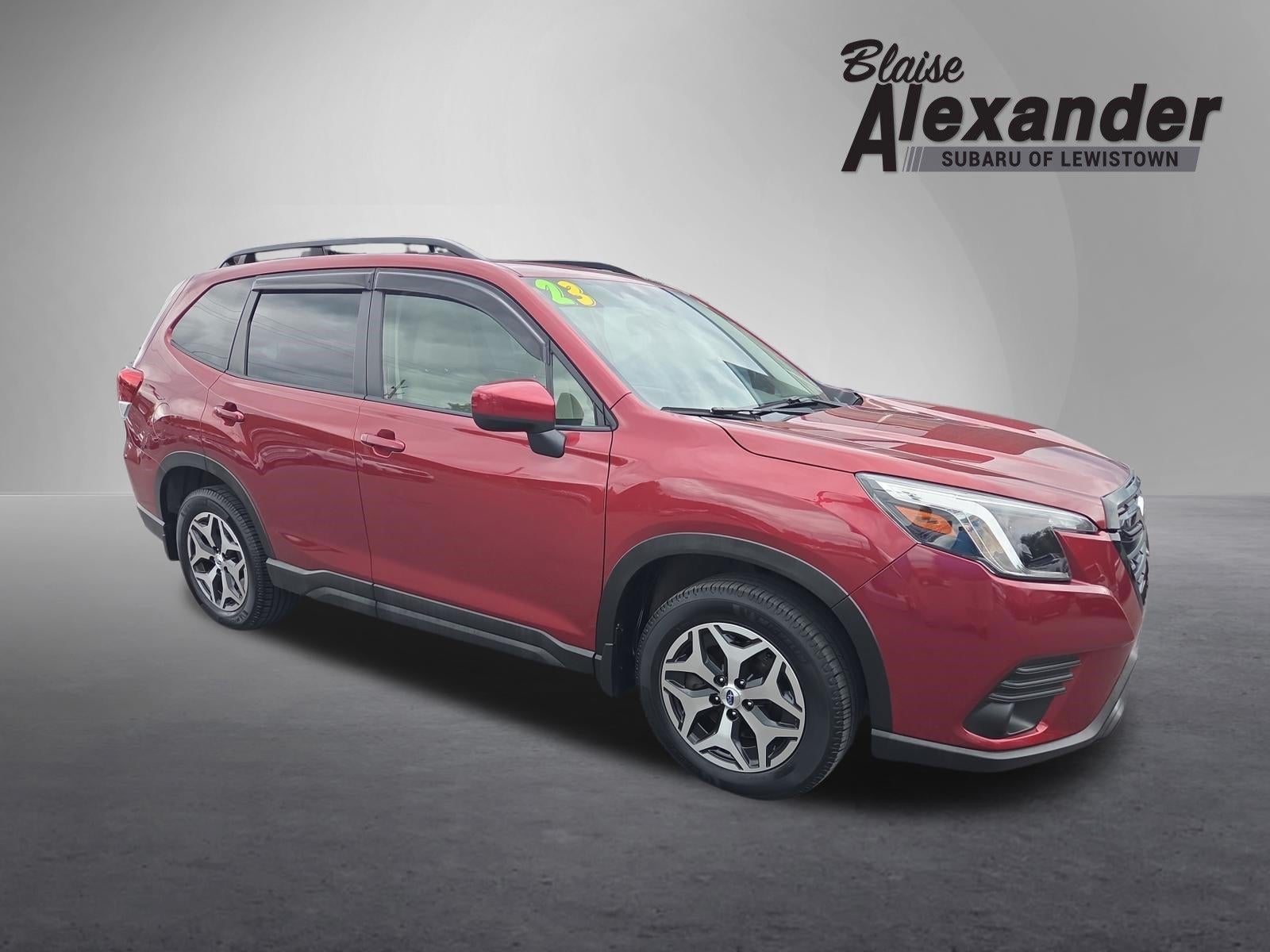 2023 Subaru Forester Premium CVT