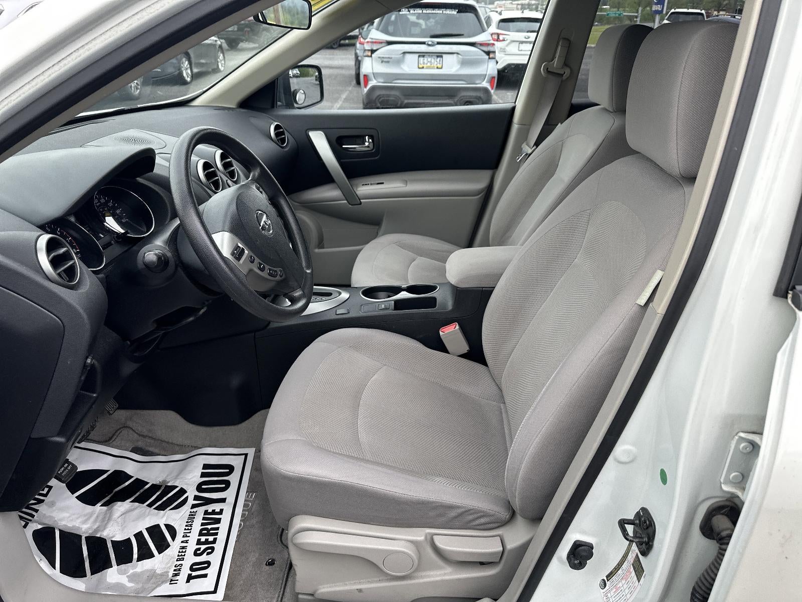 2013 Nissan Rogue AWD 4dr S