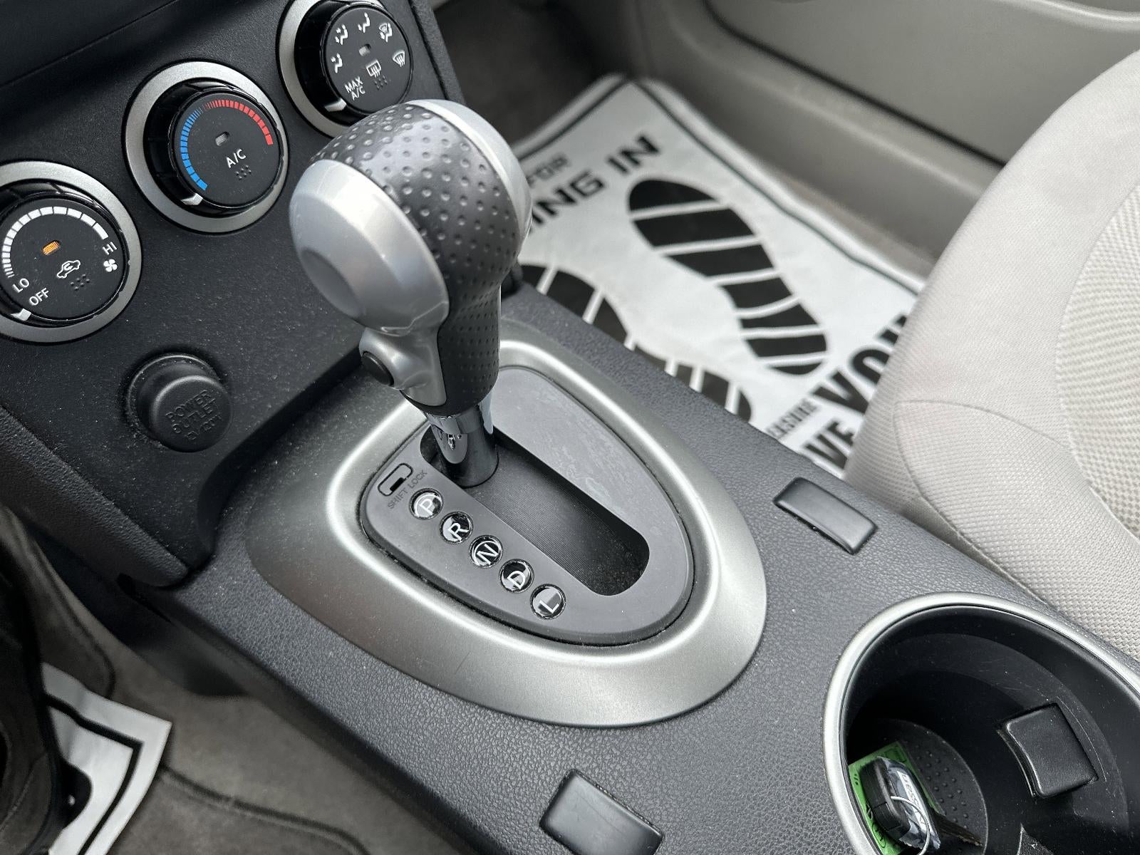 2013 Nissan Rogue AWD 4dr S