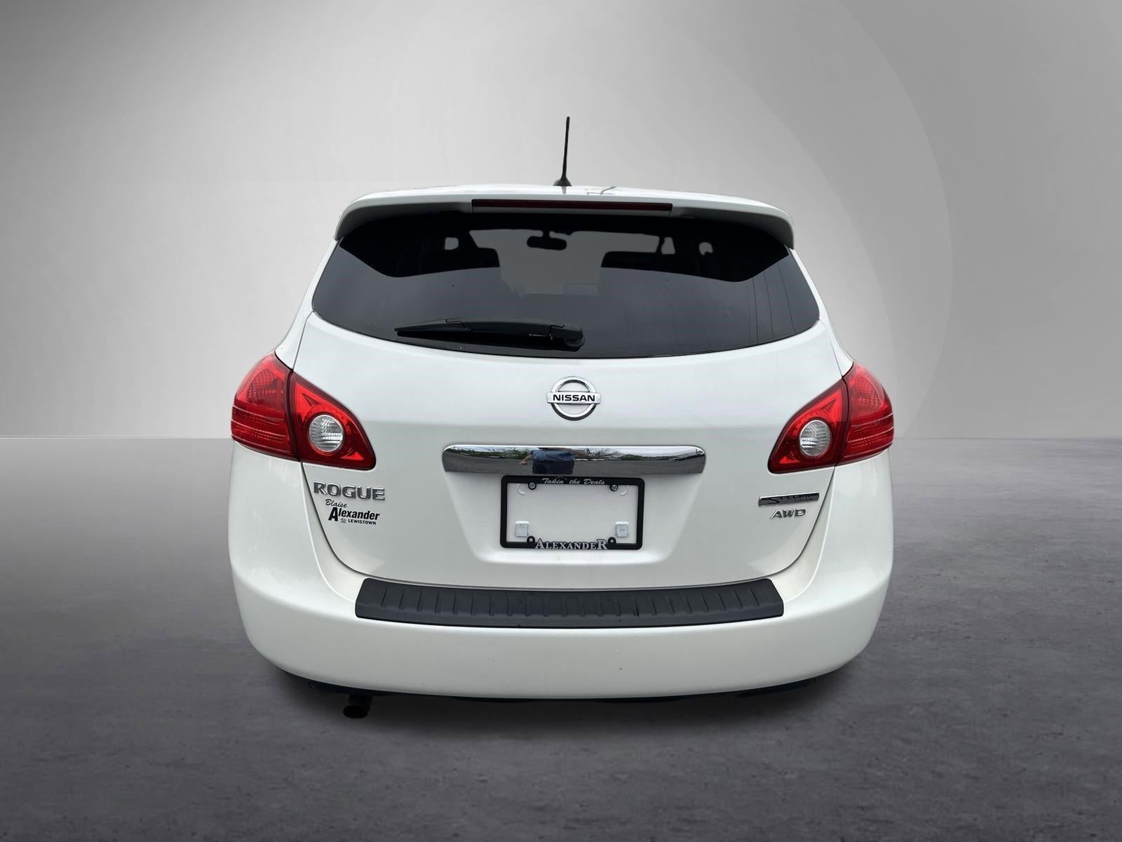 2013 Nissan Rogue AWD 4dr S