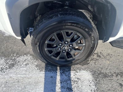 2025 Toyota 4Runner SR5 4WD (GS)