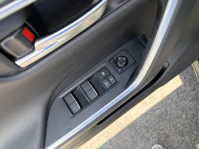 2019 Toyota RAV4 Hybrid XSE AWD (Natl)