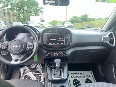2024 Kia Soul LX IVT