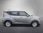 2024 Kia Soul LX IVT