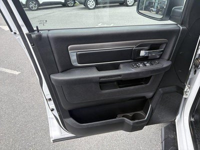 2024 RAM 1500 Classic Warlock 4x4 Crew Cab 5'7" Box