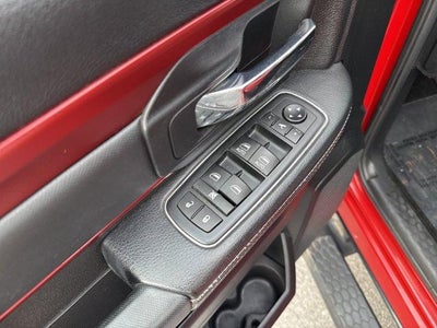 2016 RAM 1500 4WD Crew Cab 5.7 Ft Box Rebel
