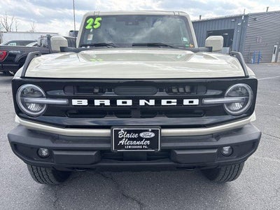 2025 Ford Bronco Outer Banks 4 Door 4x4