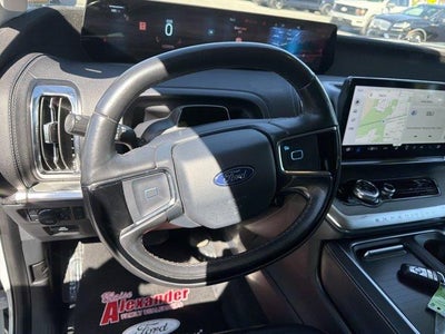 2025 Ford Expedition Max Platinum 4x4