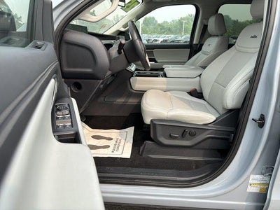 2025 Ford Expedition Max Platinum 4x4