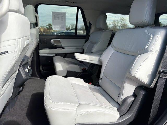 2025 Ford Expedition Platinum 4x4
