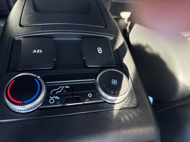 2022 Ford Explorer XLT 4WD
