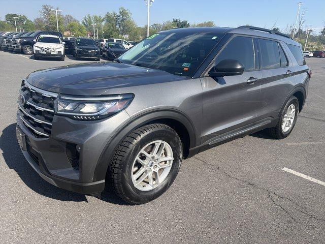 2025 Ford Explorer Active RWD
