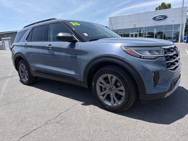 2026 Ford Explorer Active w/100A Pkg 4WD