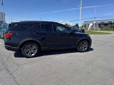 2026 Ford Explorer Active w/200A Pkg 4WD