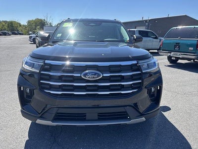 2026 Ford Explorer Active w/200A Pkg 4WD