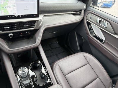 2026 Ford Explorer Platinum 4WD