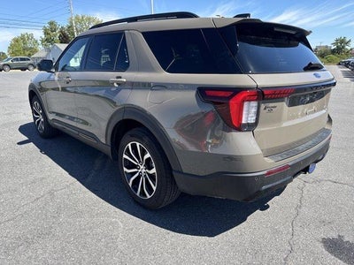 2026 Ford Explorer ST-Line 4WD