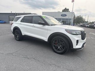 2025 Ford Explorer ST 4WD