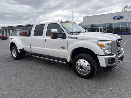 2016 Ford Super Duty F-450 DRW 4WD Crew Cab 8 Ft Box Lariat