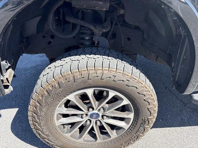 2015 Ford F-150 4WD SuperCrew 5-1/2 Ft Box XLT