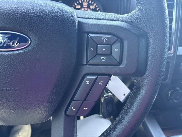 2015 Ford F-150 4WD SuperCrew 5-1/2 Ft Box XLT